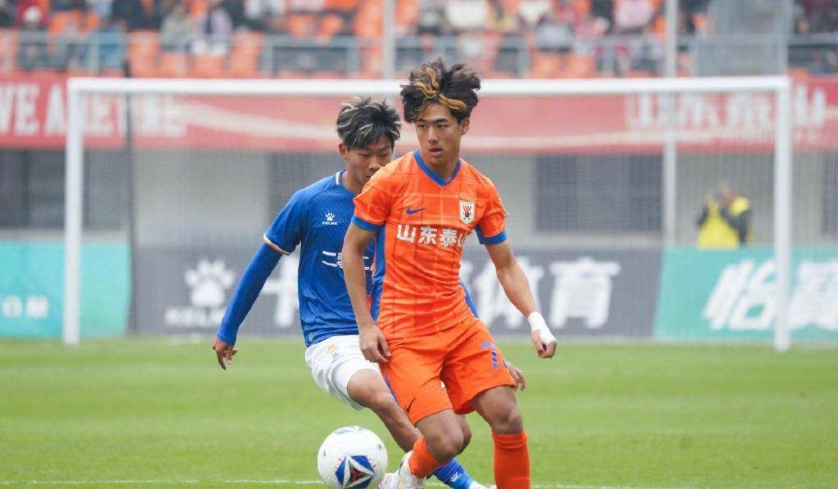 里程碑夜山东泰山临场应变；欧联集结日刷纪录；目标明确；球队文化再被提及(平远街事件牺牲了多少武警)