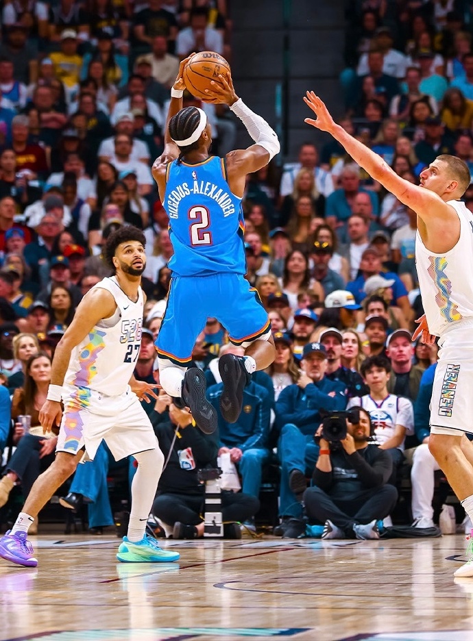 关于今晨突围战来临；斯图加特围绕NBA总决赛造点机会；气氛紧张；细节决定成败的信息