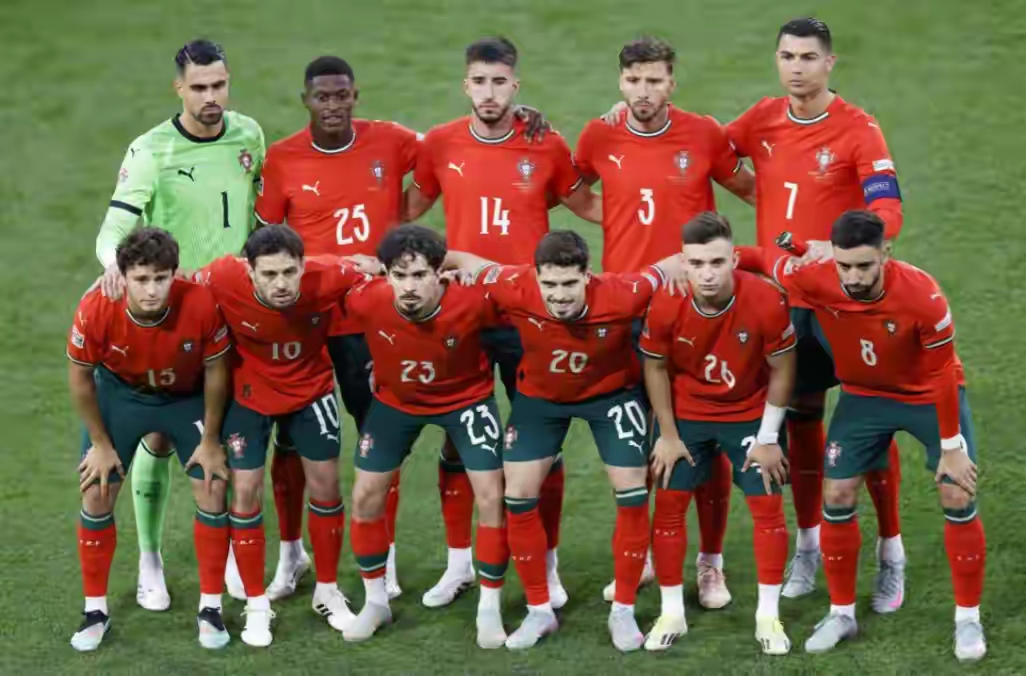 风云突变葡萄牙体育赛前队长鼓劲，欧联版图或变，管理层满意，年轻球员得到机会(初三中考前校长鼓劲会ppt)