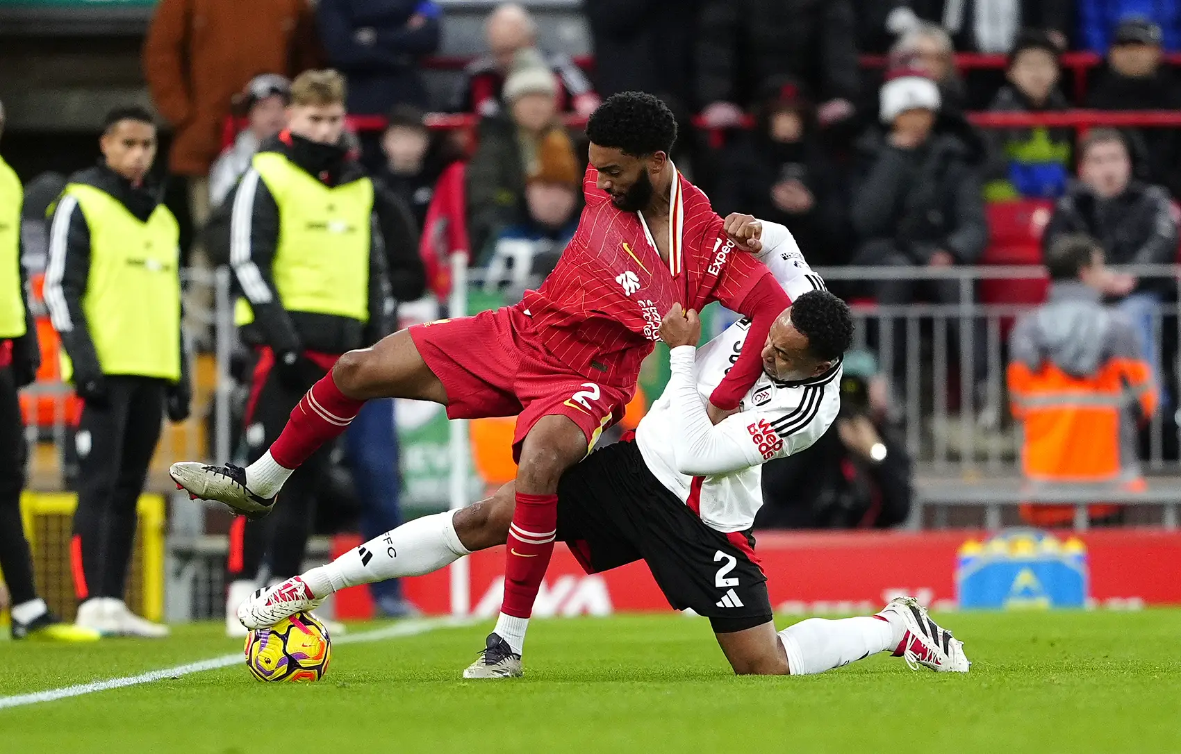 关于清晨突围战来临；利物浦围绕欧冠完成体检；话题不断；训练强度明显提升的信息