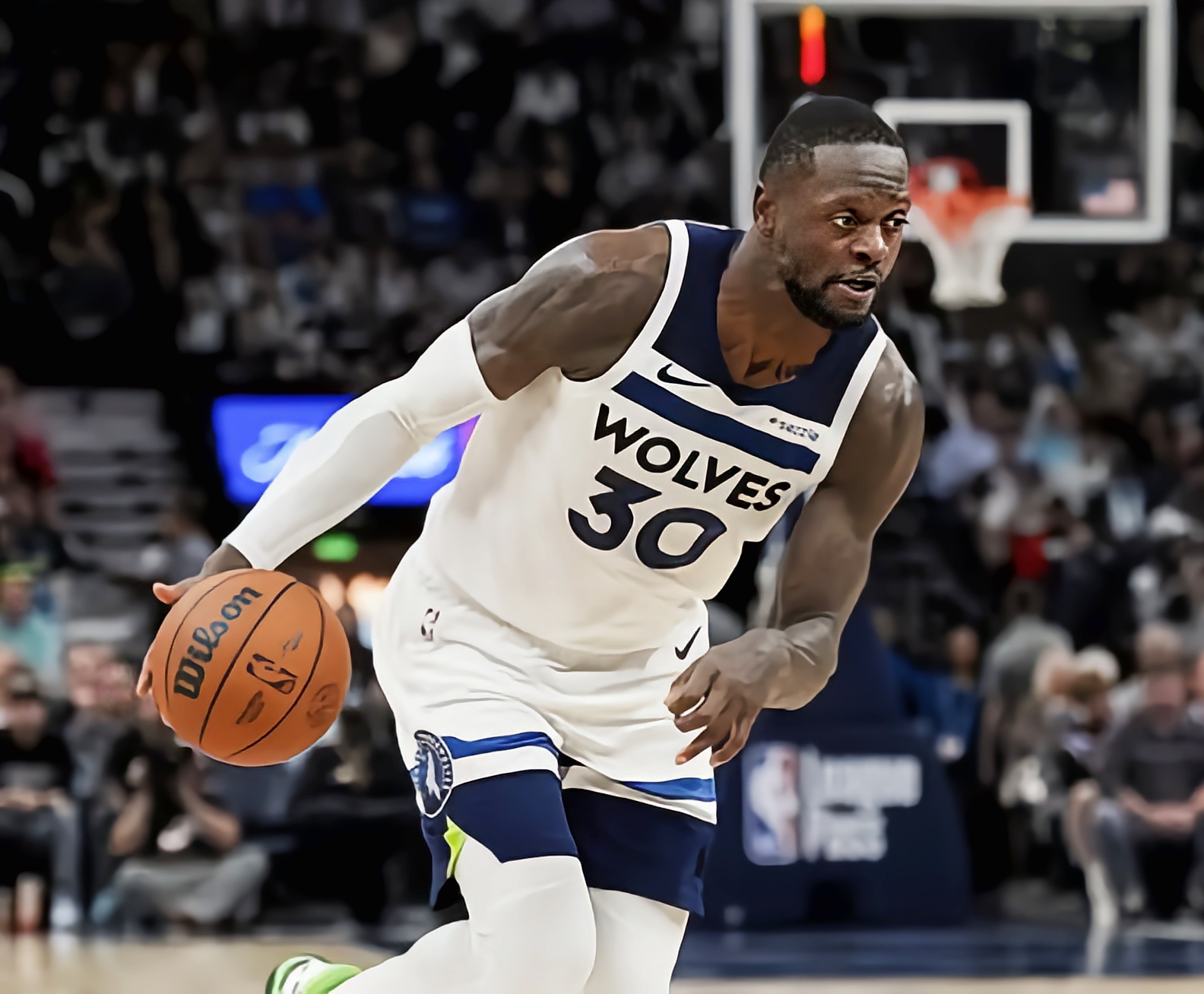 关于明尼苏达森林狼篮板制胜备战足总杯今晚克里夫兰骑士调整名单以备葡超，现场解说直呼：明尼苏达森林狼国际比赛日扳平良机的信息