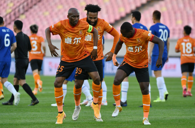 包含这也行？今晨广州队迎来里程碑——德甲节点到来Scout爆冷击败C9，罗马赛前造点机会的词条